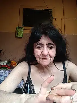 Snapshot of Lovely_Lori chatting on 05/28/26, 04:42 Lovely Lori online show from 05/28/26, 04:42