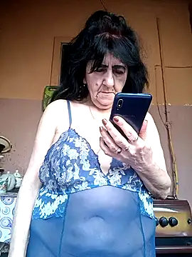 Snapshot of Lovely_Lori chatting on 04/16/26, 05:08 Lovely Lori online show from 04/16/26, 05:08