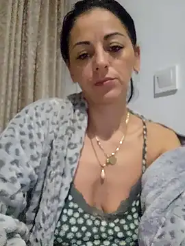 bruneta sexy23 online show from 11/29/25, 05:02