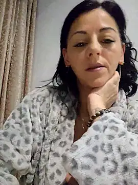 bruneta sexy23 online show from 11/28/25, 04:45