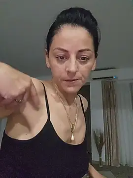 bruneta sexy23 online show from 07/11/26, 04:02