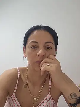 bruneta sexy23 online show from 06/02/26, 04:12