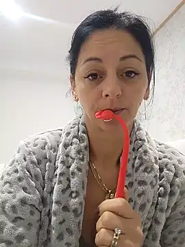 bruneta sexy23 online show from 11/15/25, 04:16