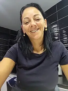 bruneta sexy23 online show from 09/27/25, 03:45