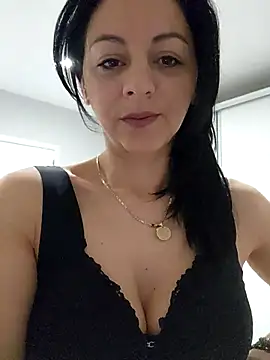bruneta sexy23 online show from 03/07/25, 05:08