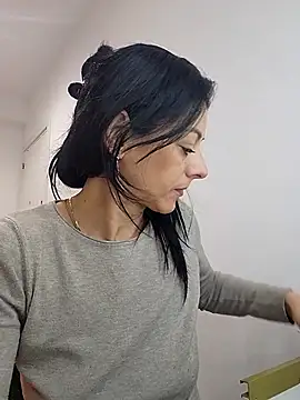 Snapshot of bruneta_sexy23 chatting on 01/18/26, 05:22 bruneta sexy23 online show from 01/18/26, 05:22