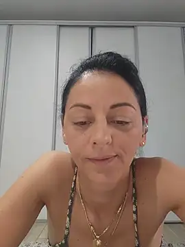 bruneta sexy23 online show from 07/03/26, 05:03