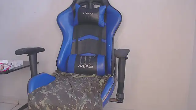 Rafaelayamazaki online show from 09/26/25, 03:41