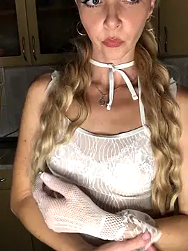 Kristina03 online show from 11/01/25, 10:25