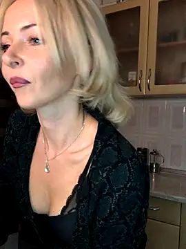 Kristina03 online show from 11/07/25, 10:03