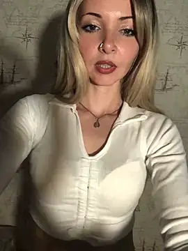 Snapshot of Kristina03 chatting on 02/15/25, 10:10 Kristina03 online show from 02/15/25, 10:10
