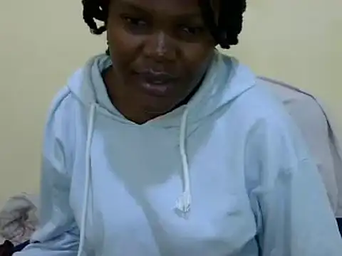 Snapshot of cute_roxie chatting on 12/08/24, 09:02 cute roxie online show from 12/08/24, 09:02