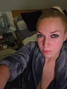 Sexy-Milla online show from 07/19/26, 08:49