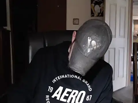 pensguy30 online show from 12/29/24, 06:38