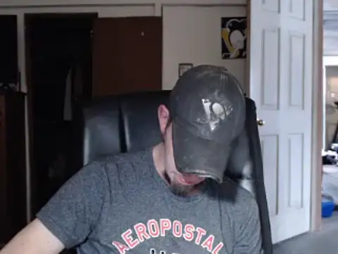 pensguy30 online show from 12/02/24, 06:49