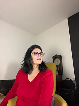 Snapshot of adriana71 chatting on 07/13/26, 01:05 adriana71 online show from 07/13/26, 01:05