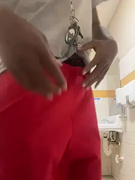 ITSONLYKENNY online show from 02/13/25, 06:26