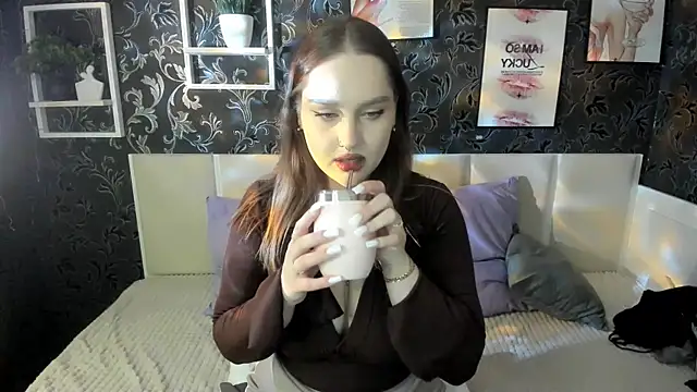 Snapshot of SofiaLovelyC chatting on 05/08/26, 06:06 SofiaLovelyC online show from 05/08/26, 06:06