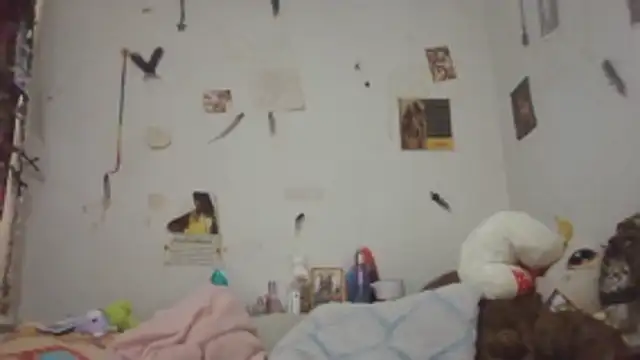 Snapshot of paradisejas chatting on 03/28/26, 01:01 paradisejas online show from 03/28/26, 01:01