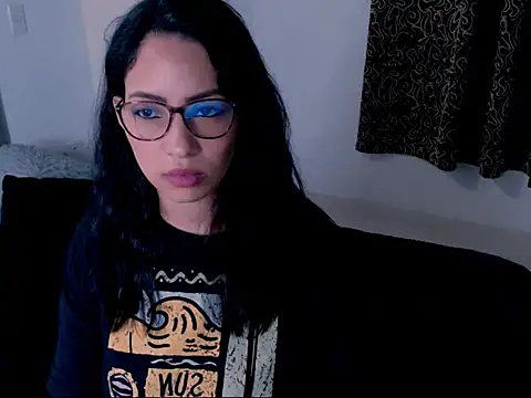 Snapshot of diana__34 chatting on 09/25/25, 11:44 diana 34 online show from 09/25/25, 11:44
