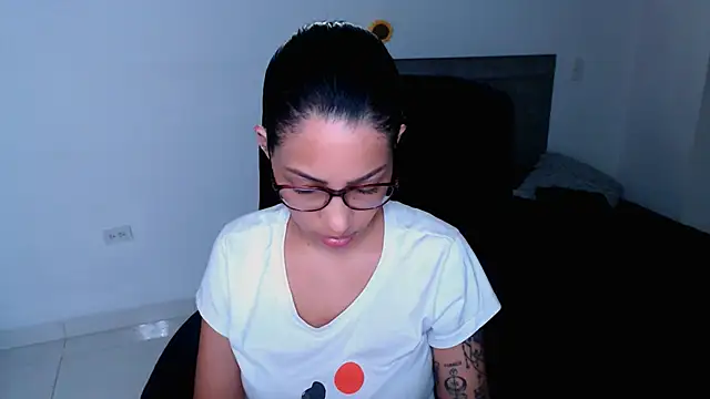 Snapshot of diana__34 chatting on 05/13/26, 11:34 diana 34 online show from 05/13/26, 11:34