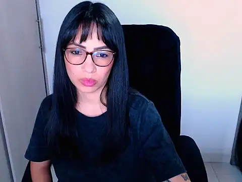 diana  34 online show from 11/26/25, 11:38