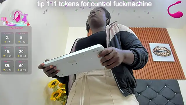 Cristale69 online show from 11/14/25, 03:21