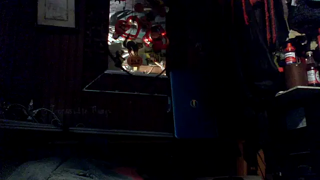 xXFeelsGoodXx online show from 10/13/25, 05:42
