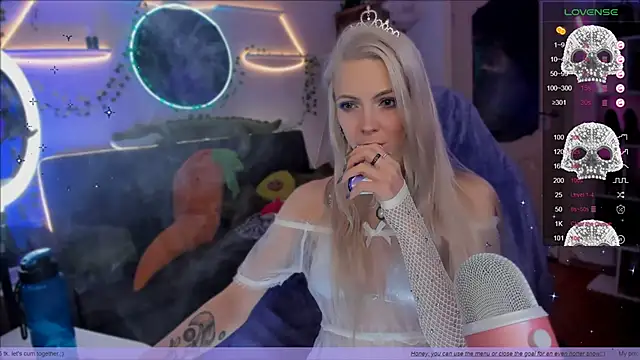 Fridart-house Fortuna online show from 10/11/25, 01:50