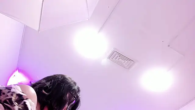 PauletteJ online show from 12/03/25, 11:53