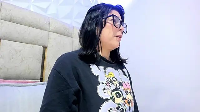 PauletteJ online show from 03/25/26, 11:53