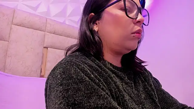 PauletteJ online show from 02/05/26, 11:39