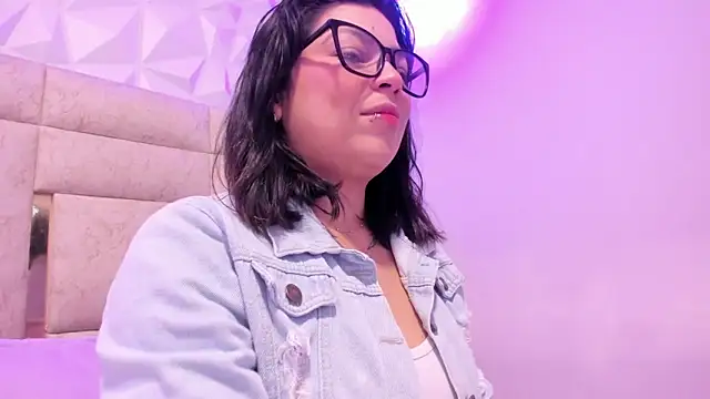 PauletteJ online show from 02/24/26, 11:55