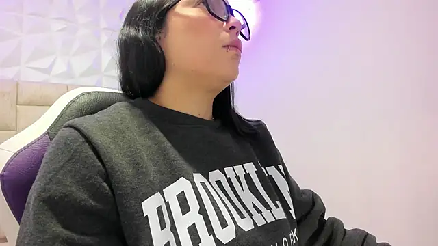 PauletteJ online show from 02/23/26, 11:44