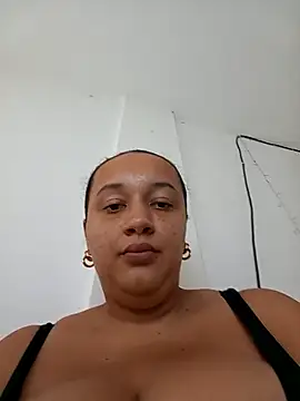 Snapshot of Miss-boobs chatting on 02/20/25, 07:52 Miss-boobs online show from 02/20/25, 07:52