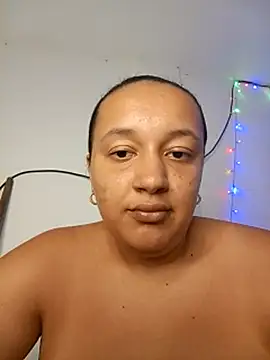 Snapshot of Miss-boobs chatting on 02/26/25, 10:47 Miss-boobs online show from 02/26/25, 10:47