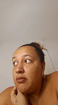 Snapshot of Miss-boobs chatting on 03/09/25, 08:10 Miss-boobs online show from 03/09/25, 08:10