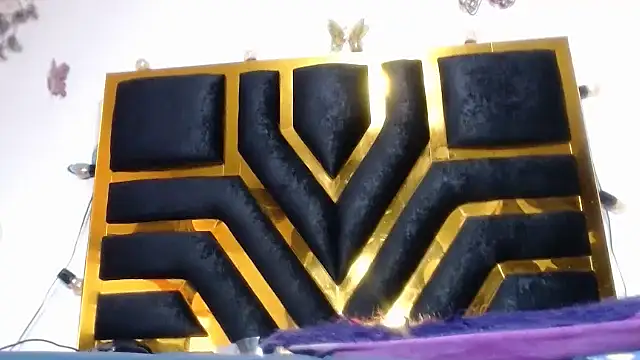 Snapshot of Helennahot chatting on 04/10/26, 06:37 Helennahot online show from 04/10/26, 06:37