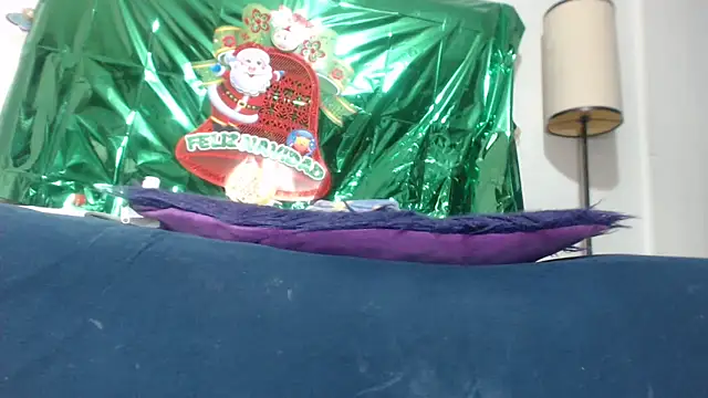 Helennahot online show from 12/18/25, 06:45