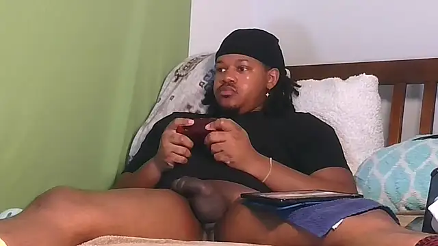 Carolinayoungin online show from 10/30/25, 07:00