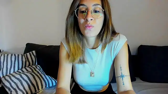 DesireMore90 online show from 10/08/25, 05:31