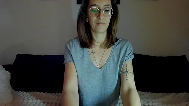 DesireMore90 online show from 02/17/26, 10:07