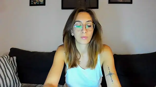 DesireMore90 online show from 11/05/25, 10:24