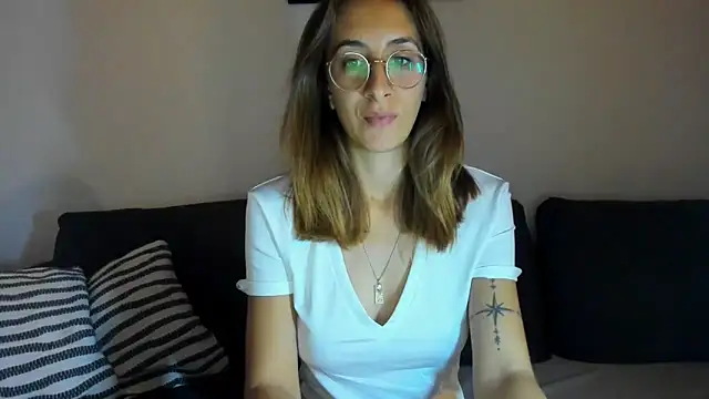 DesireMore90 online show from 10/02/25, 06:22