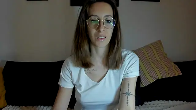 DesireMore90 online show from 03/31/26, 09:17