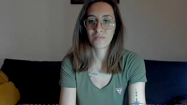 DesireMore90 online show from 04/15/26, 09:04