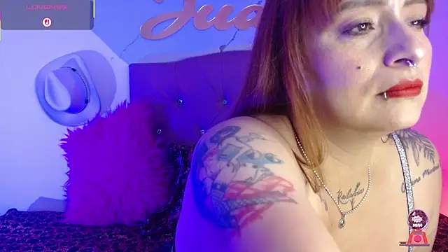 juanitared online show from 06/11/26, 12:01