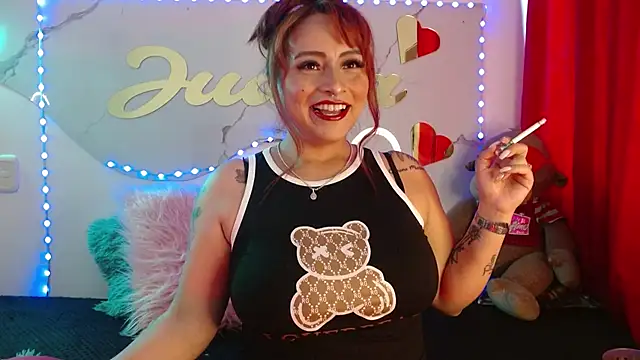 juanitared online show from 12/02/25, 11:56