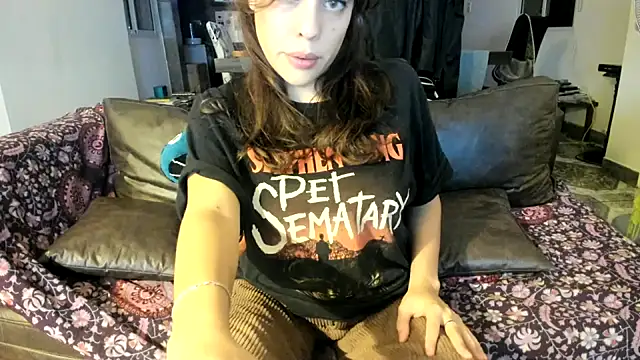 Snapshot of ginakatana chatting on 03/18/25, 06:39 ginakatana online show from 03/18/25, 06:39