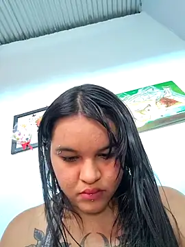 Snapshot of Bellota_22_Fuckme chatting on 10/27/25, 08:43 Bellota 22 Fuckme online show from 10/27/25, 08:43